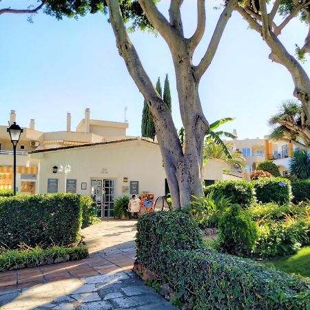 Dona Carlota Gardens, Sea Views, Pool, Restaurant Apartman Torremolinos Kültér fotó