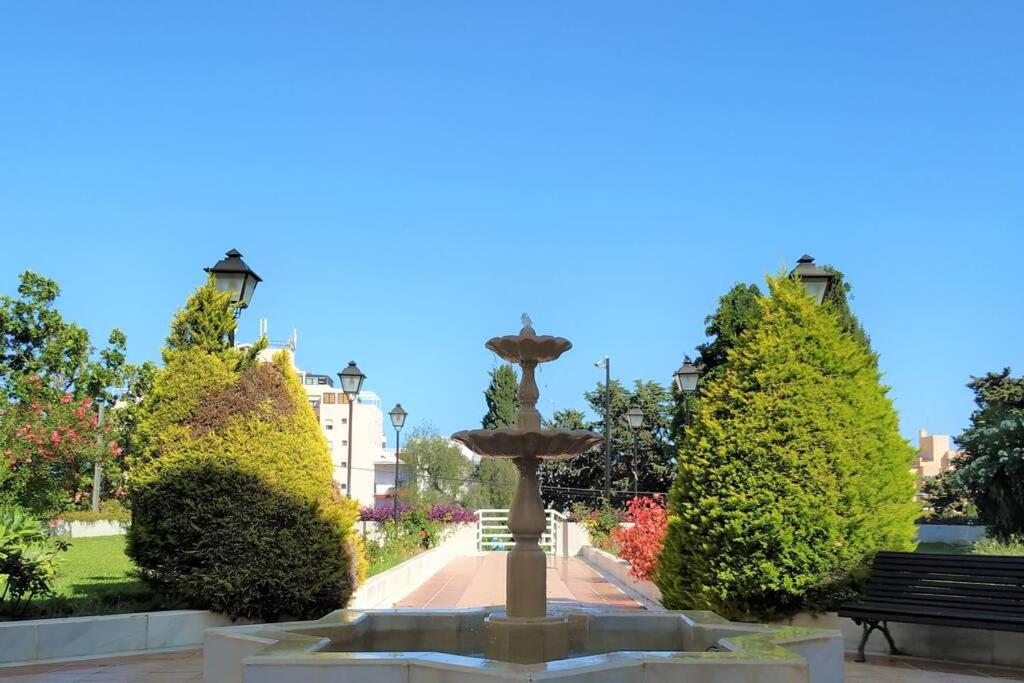 Dona Carlota Gardens, Sea Views, Pool, Restaurant Apartman Torremolinos Kültér fotó