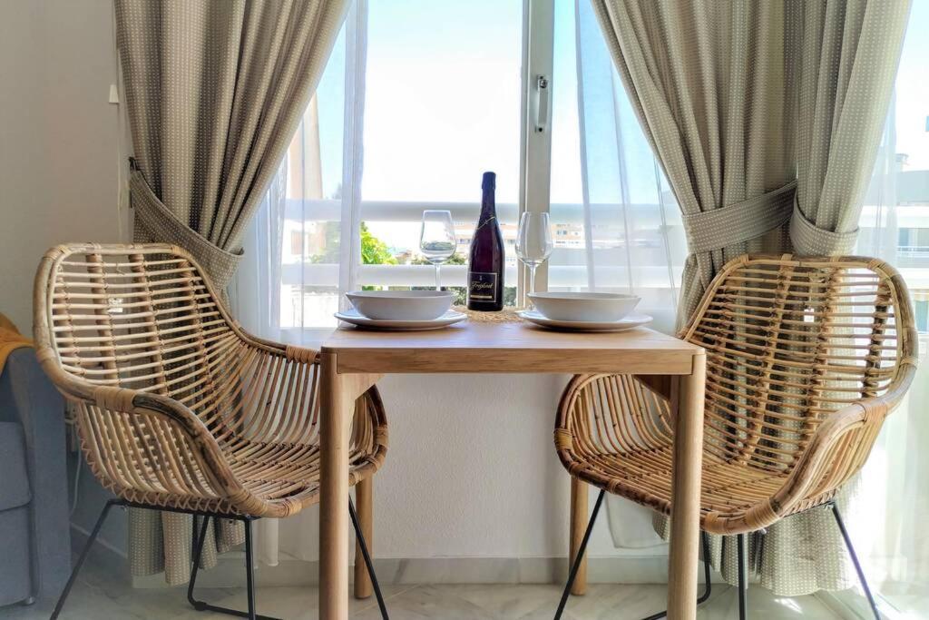 Dona Carlota Gardens, Sea Views, Pool, Restaurant Apartman Torremolinos Kültér fotó