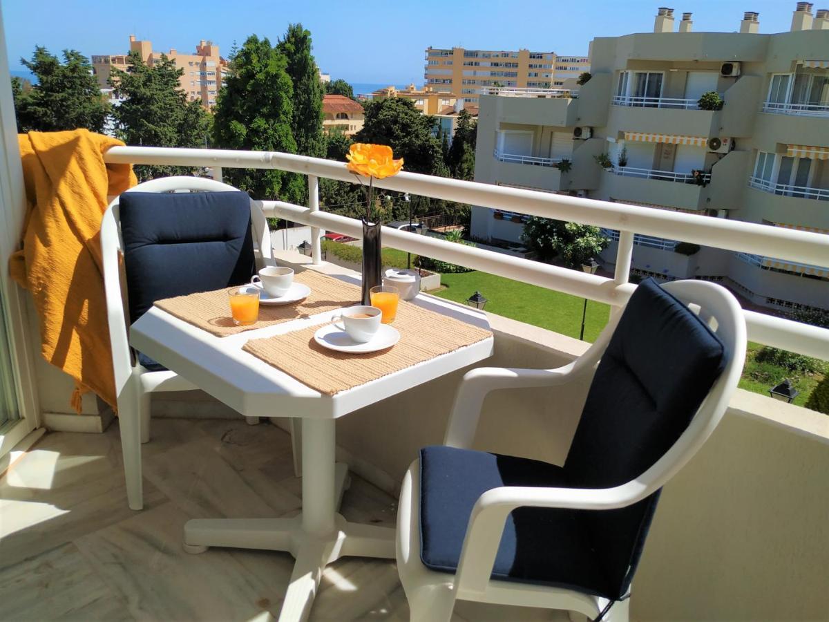 Dona Carlota Gardens, Sea Views, Pool, Restaurant Apartman Torremolinos Kültér fotó